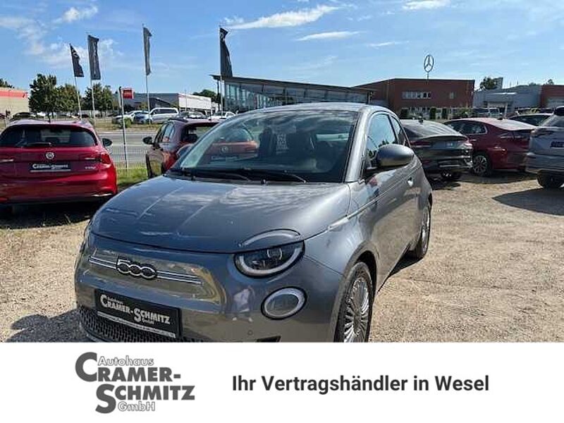Fiat 500 Elektro 500e 42kWh Style und Komfort-Paket