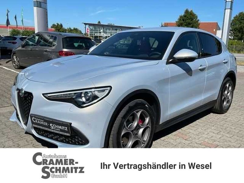 Alfa Romeo Stelvio Sprint 2.0 Turbo AT8 - Q4
