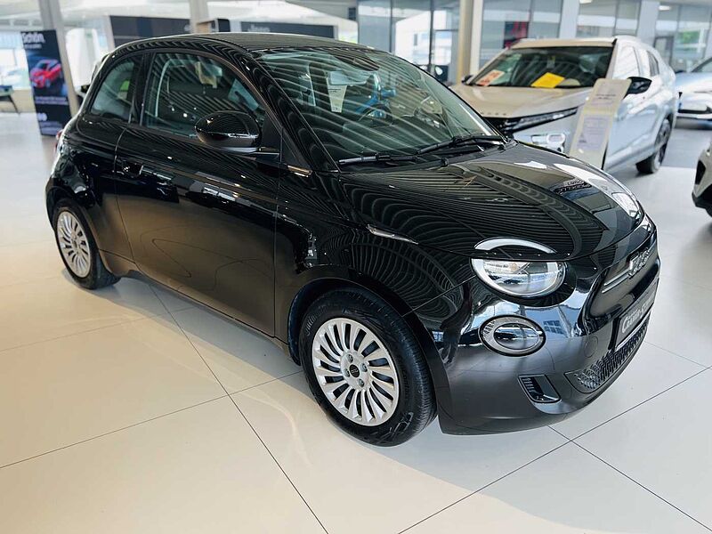 Fiat 500 Elektro 500e Action
