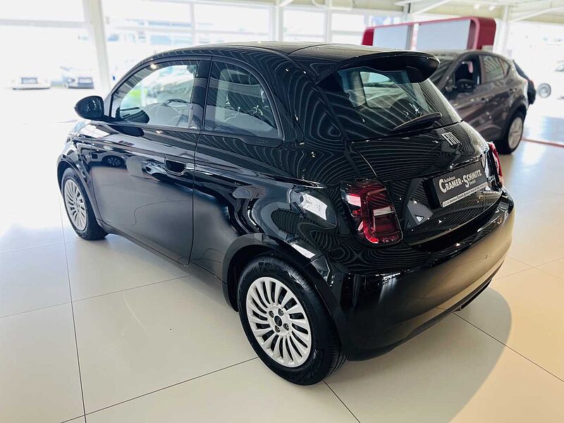 Fiat 500 Elektro 500e Action