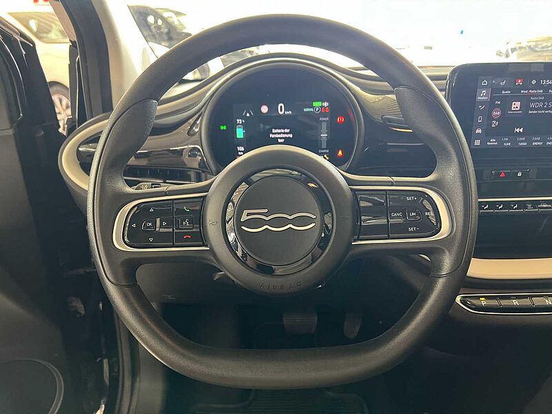 Fiat 500 Elektro 500e Action