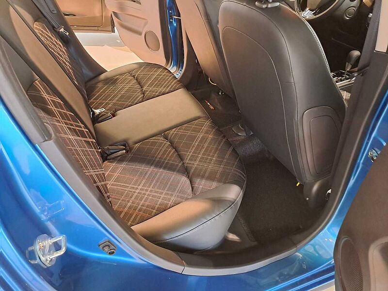Mitsubishi Space Star AS&G 1.2 CVT Top