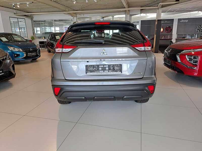 Mitsubishi Eclipse Cross Plug-In Hybrid 4WD Basis