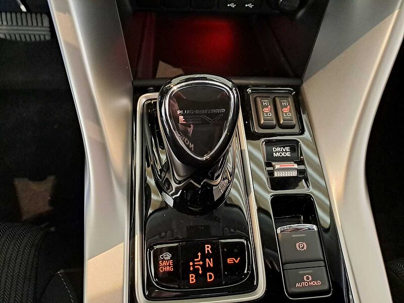 Mitsubishi Eclipse Cross Plug-In Hybrid 4WD Basis