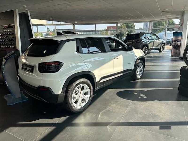 Jeep Avenger Elektro Longitude