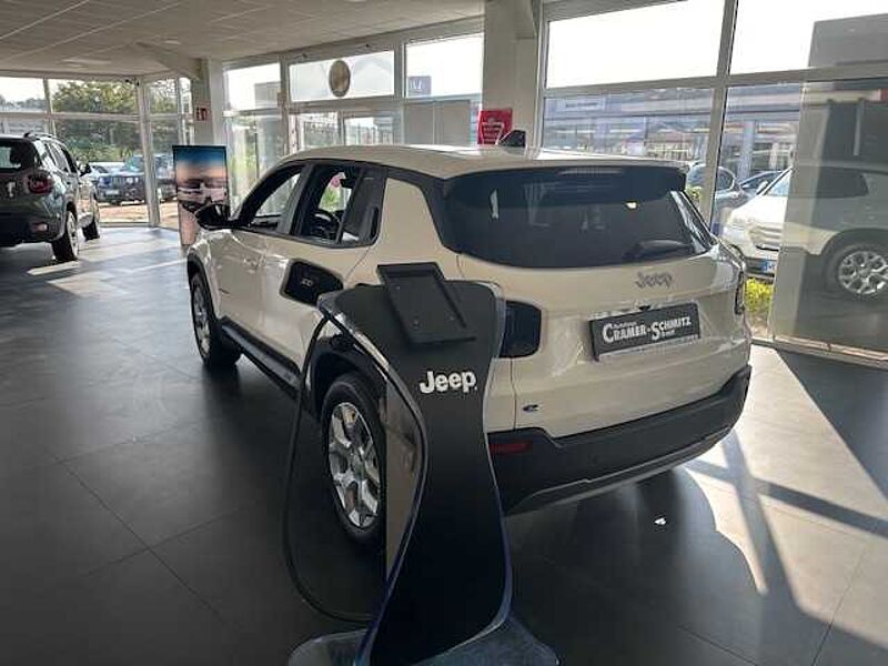 Jeep Avenger Elektro Longitude
