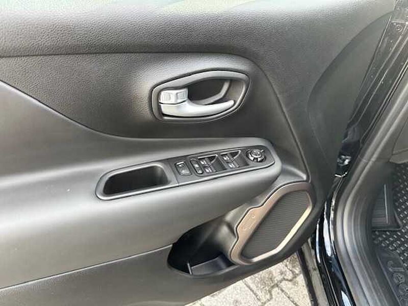 Jeep Renegade PHEV 1.3 4xe Automatik High Upland
