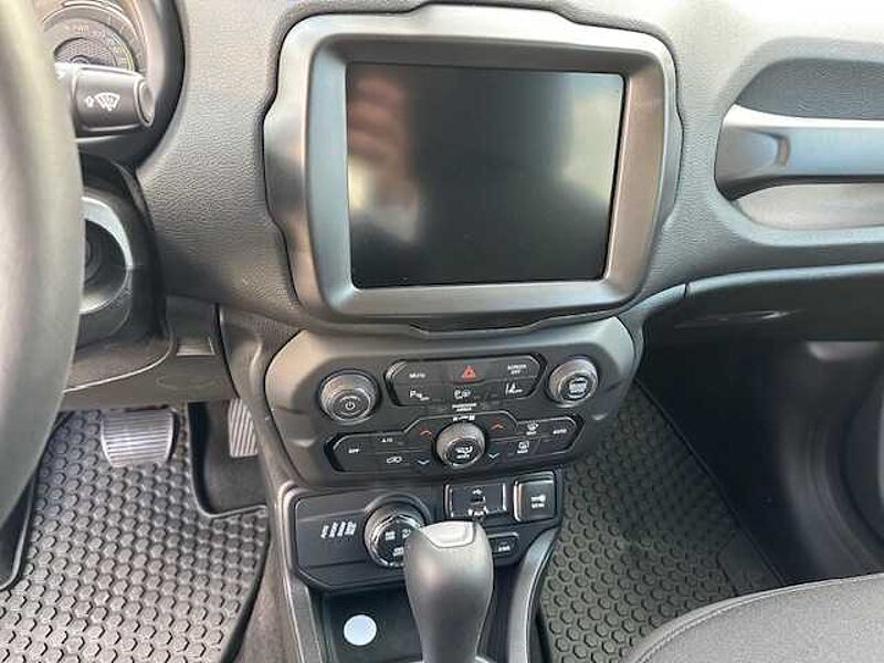 Jeep Renegade PHEV 1.3 4xe Automatik High Upland