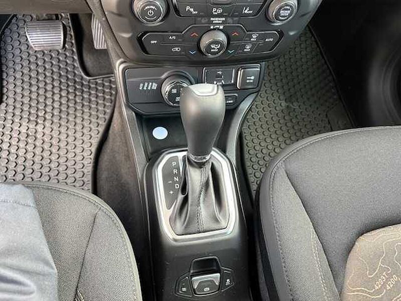 Jeep Renegade PHEV 1.3 4xe Automatik High Upland