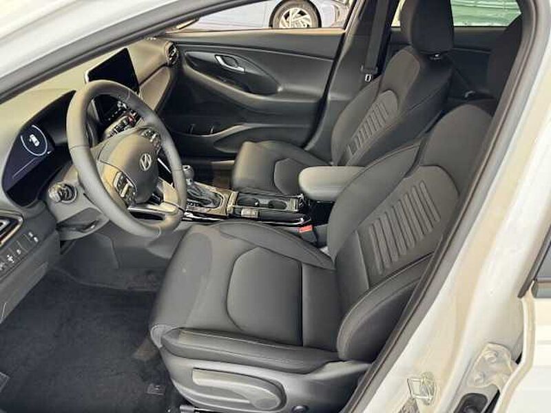 Hyundai i30 Kombi 7-DCT 1.0 B Advantage Plus-Paket Navi LED