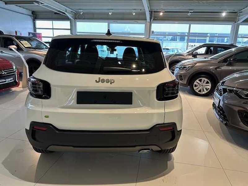 Jeep Avenger 1.2 Benzin 48V e-Hybrid 6-DCT Longitude