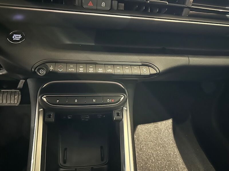 Jeep Avenger 1.2 Benzin 48V e-Hybrid 6-DCT Summit