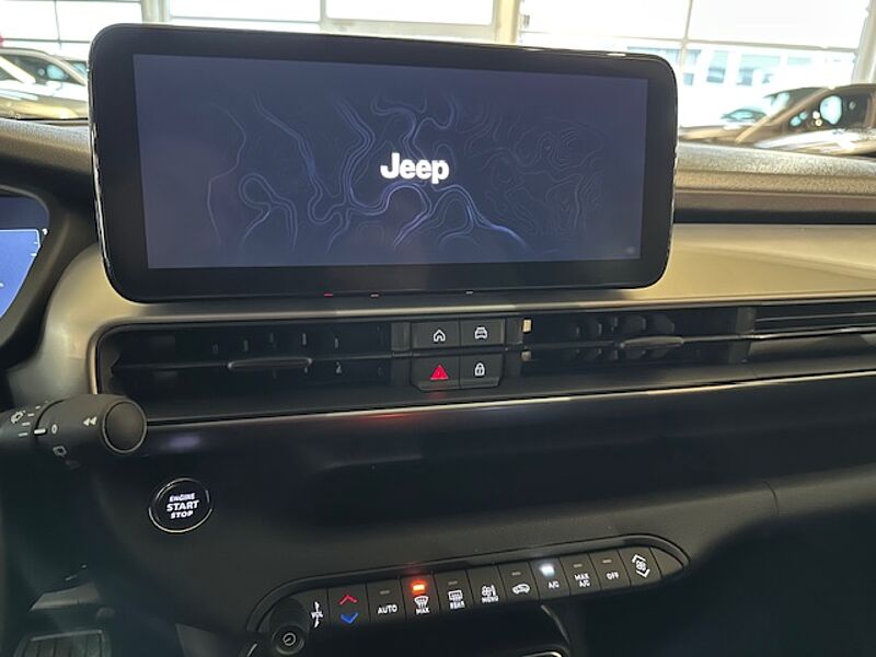Jeep Avenger 1.2 Benzin 48V e-Hybrid 6-DCT Summit