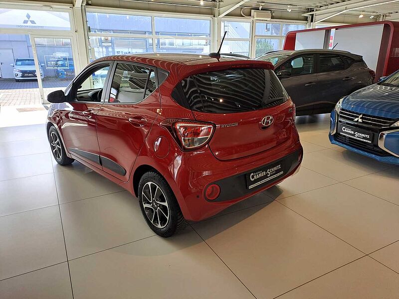 Hyundai i10 1.0 YES!