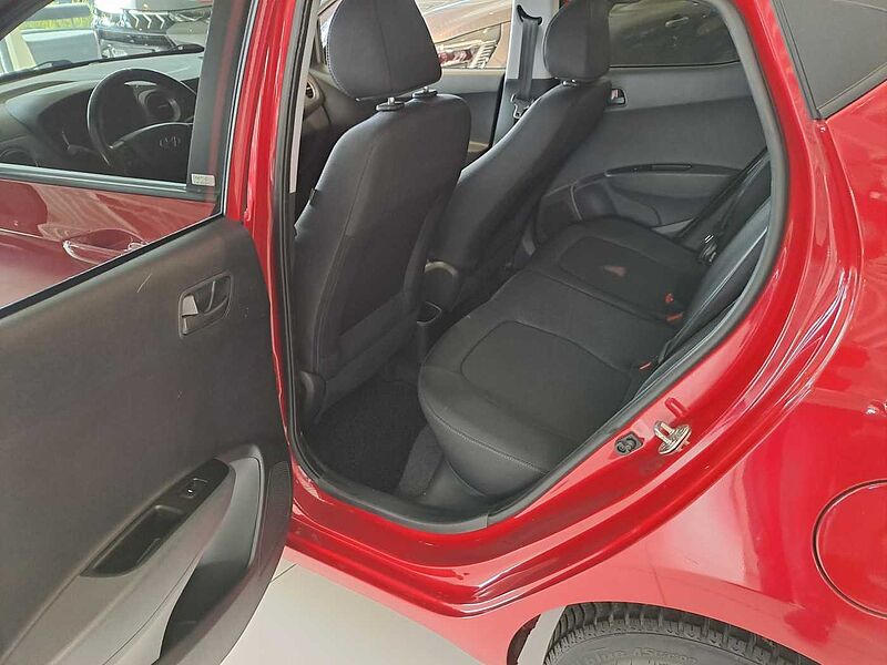 Hyundai i10 1.0 YES!