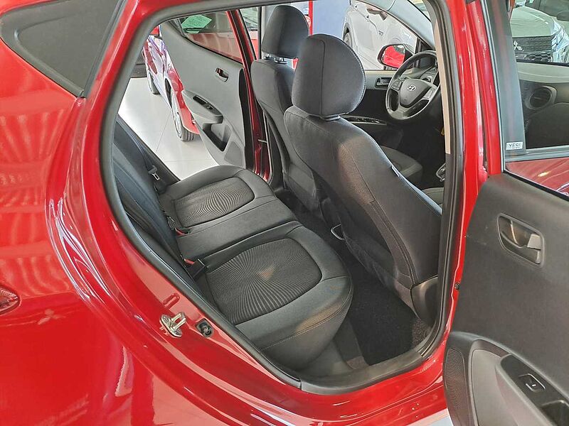 Hyundai i10 1.0 YES!