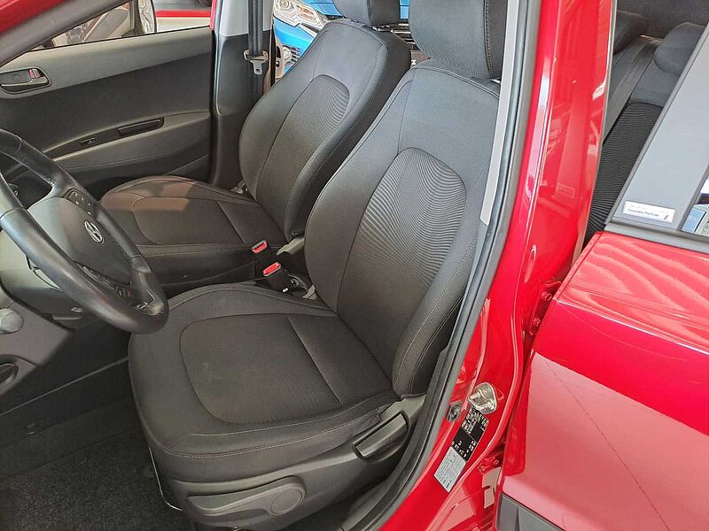 Hyundai i10 1.0 YES!