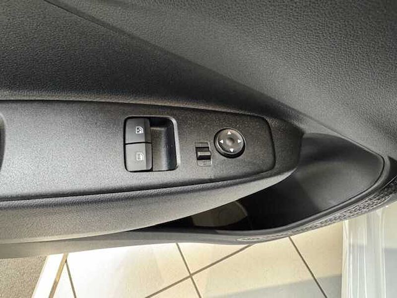 Hyundai i10 1.0 B Trend Navi Komfort