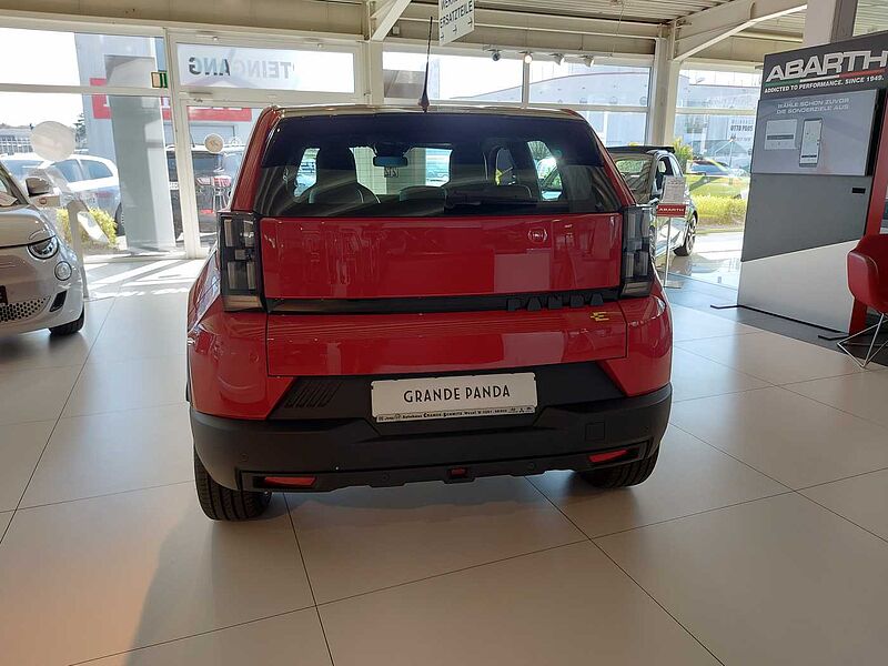 Fiat Grande Panda Elektro 44kWh Red