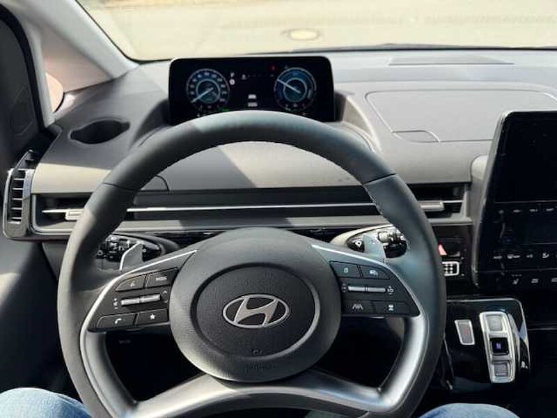 Hyundai STARIA Hybrid 1.6 HEV Trend