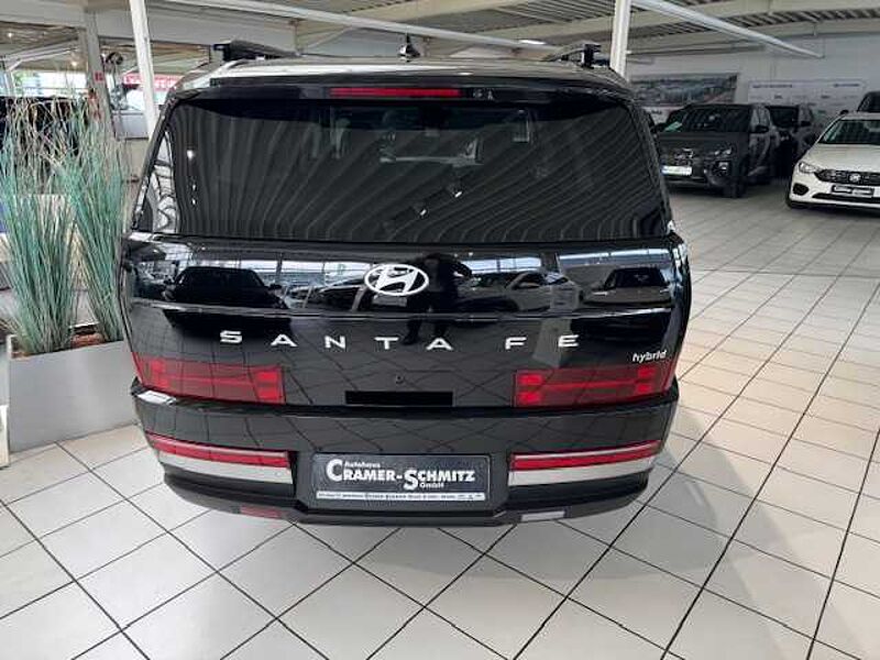 Hyundai SANTA FE Hybrid Intro
