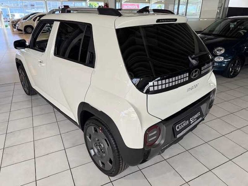 Hyundai INSTER 49kWh Cross Effizenzpaket