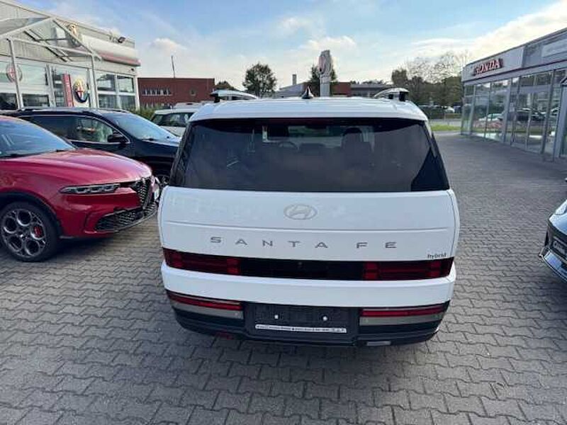 Hyundai SANTA FE Hybrid Intro