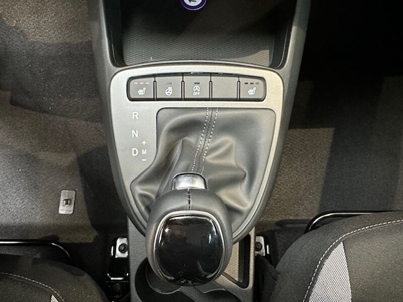 Hyundai i10 1.0 Trend AT Navi Klima