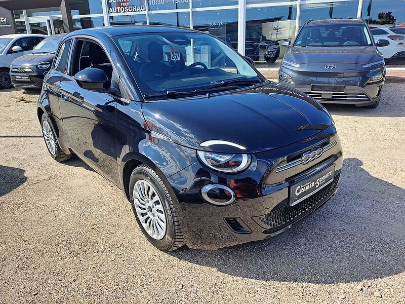 Fiat 500 Elektro 500e Action