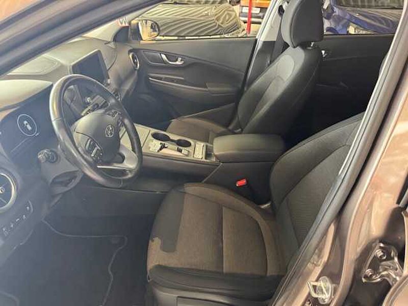 Hyundai Kona EV Trend 64 kWH