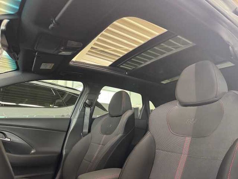 Hyundai i30 1.5 B N-Line SD NAVI LED