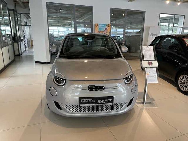 Fiat 500 Elektro 500e 42kWh la Prima