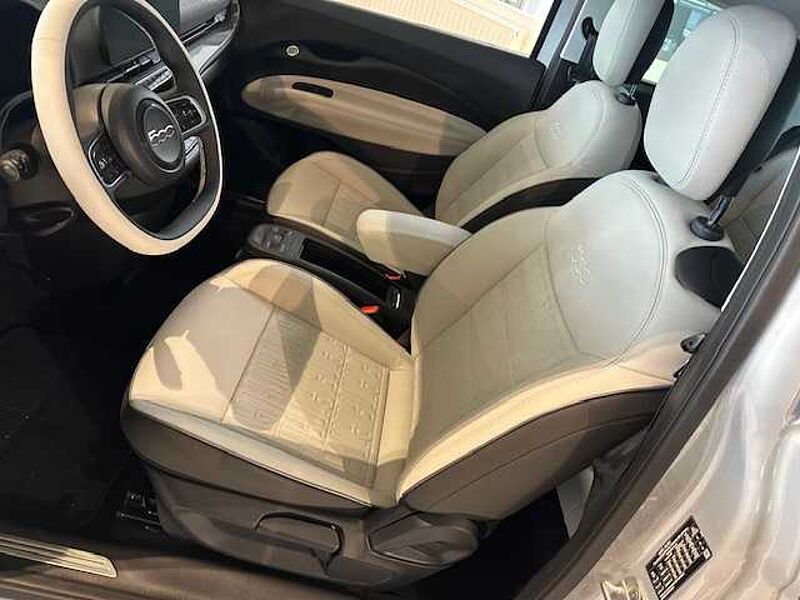 Fiat 500 Elektro 500e 42kWh la Prima