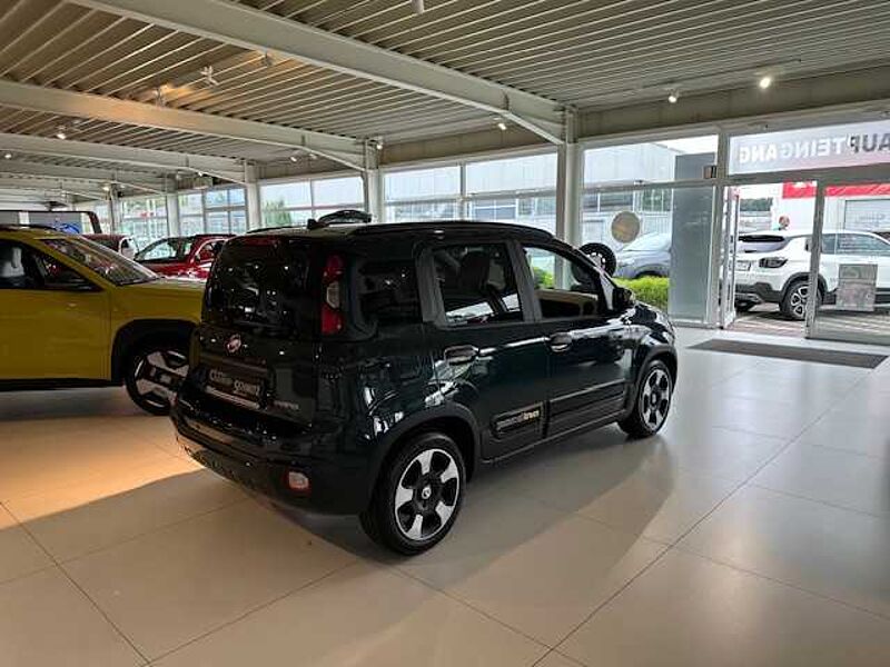 Fiat Panda/Pandina Pandina 1.0 GSE Hybrid Cross