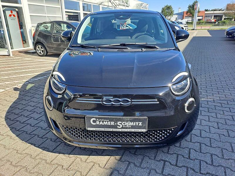 Fiat 500 Elektro 500e Action 23,8 kWh