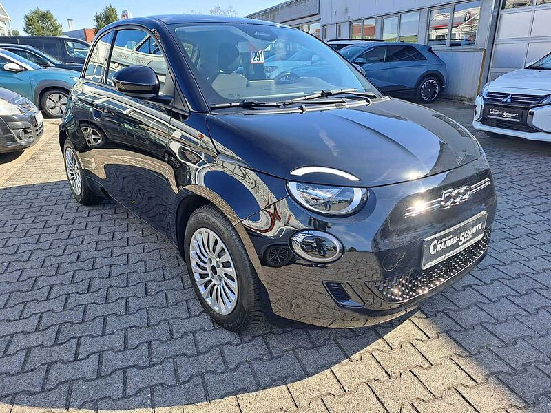 Fiat 500 Elektro 500e Action 23,8 kWh