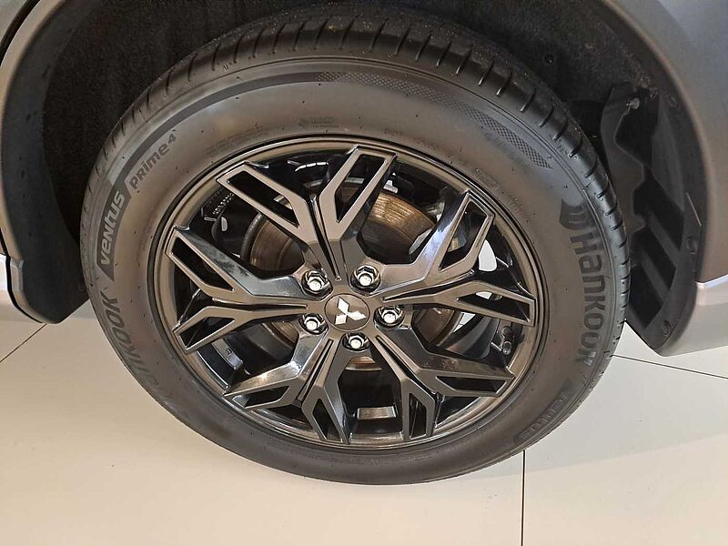 Mitsubishi Eclipse Cross Plug-In Hybrid 4WD Select Black