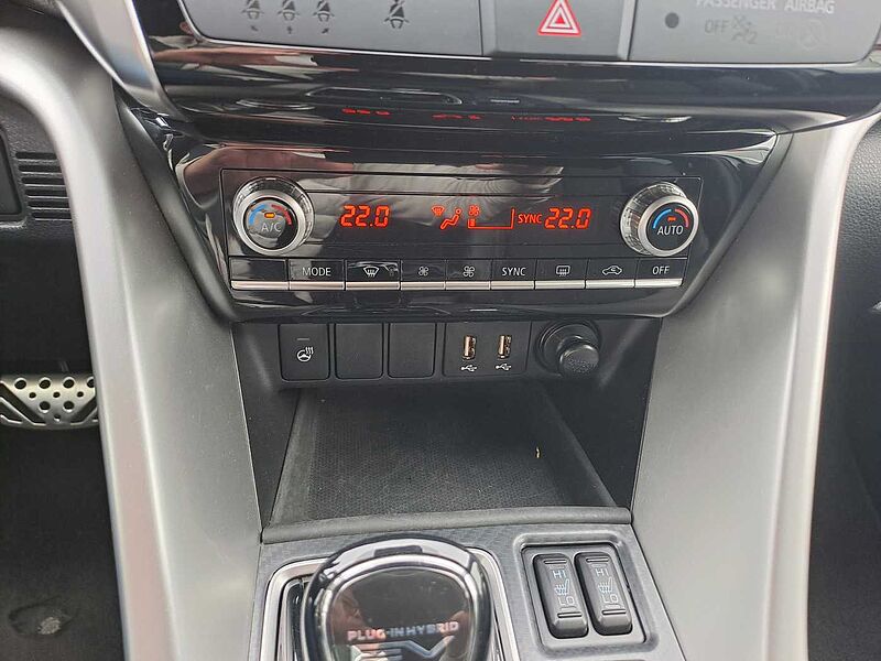 Mitsubishi Eclipse Cross Plug-In Hybrid 4WD Select Black