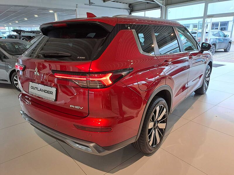 Mitsubishi Outlander Plug-In Hybrid 2.4 4WD Intro Edition