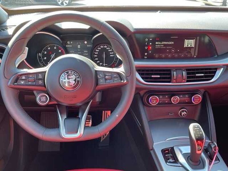 Alfa Romeo Stelvio Sprint 2.0 Turbo AT8 - Q4