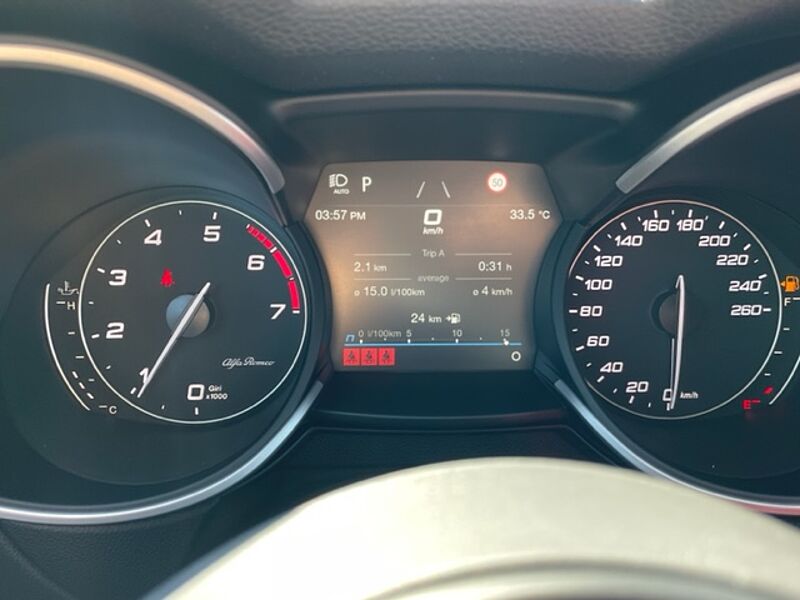 Alfa Romeo Stelvio Sprint 2.0 Turbo AT8 - Q4