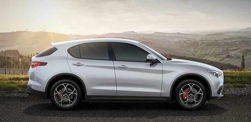 Alfa Romeo Stelvio Sprint 2.0 Turbo AT8 - Q4