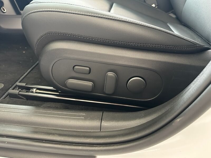 Hyundai IONIQ 6 77,4 kWh 4WD Techniq, Park, V2L-Ad. ,