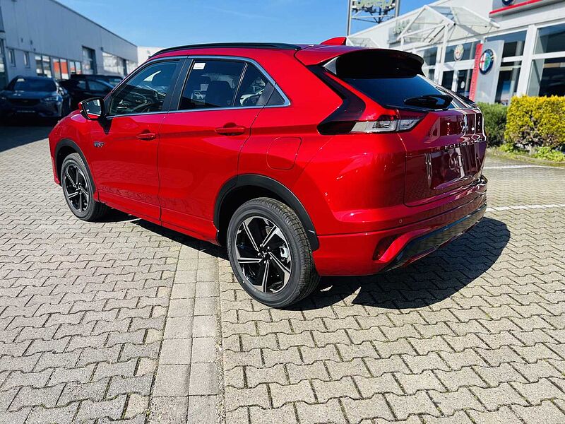 Mitsubishi Eclipse Cross Plug-In Hybrid 4WD Plus Select