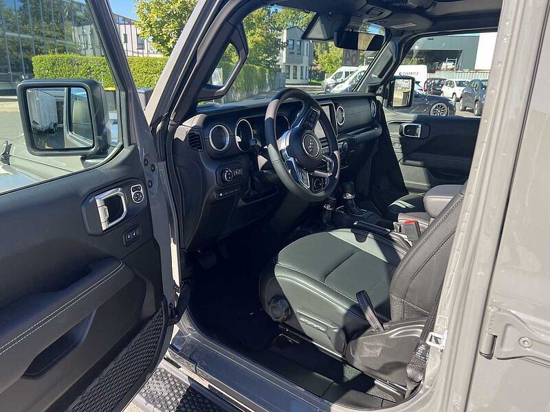 Jeep Wrangler Sahara 2.0 PHEV Hardtop AWD Autom.