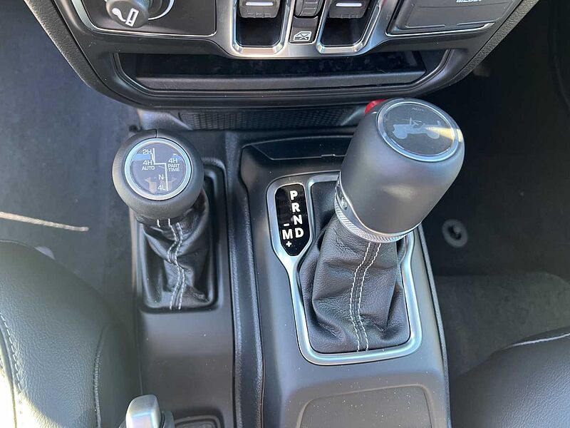 Jeep Wrangler Sahara 2.0 PHEV Hardtop AWD Autom.