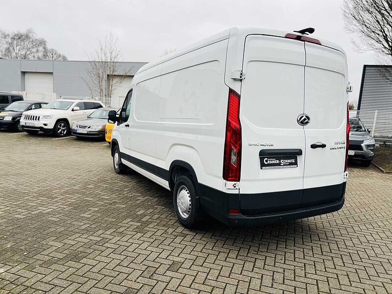 MAXUS Deliver 9 2.0 Transporter RWD BASE