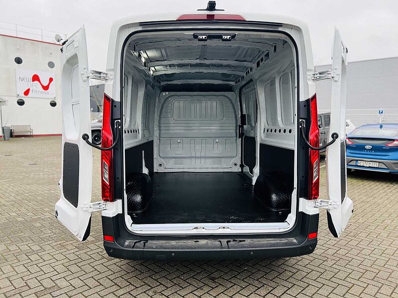MAXUS Deliver 9 2.0 Transporter RWD BASE