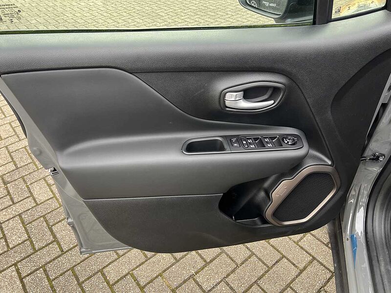 Jeep Renegade PHEV 1.3 4xe Automatik High Upland