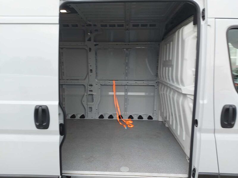 Fiat Ducato-e L4H2 (47-kWh)